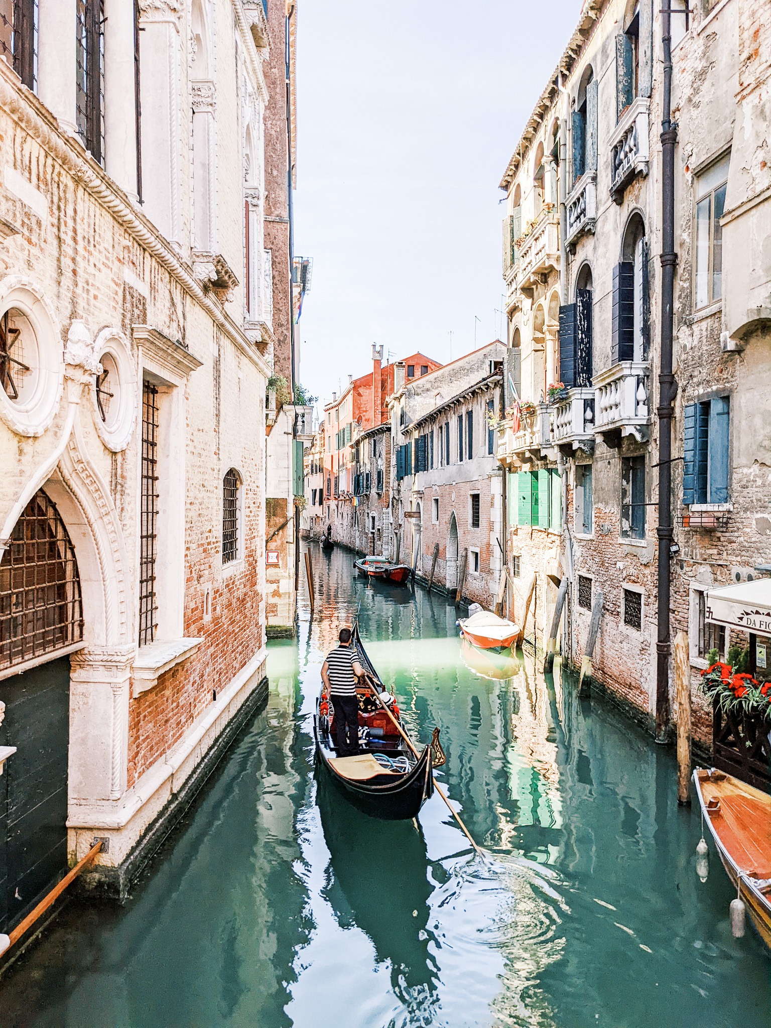 Unique venues: Tips and Ideas from an experienced wedding photographer in Venice.