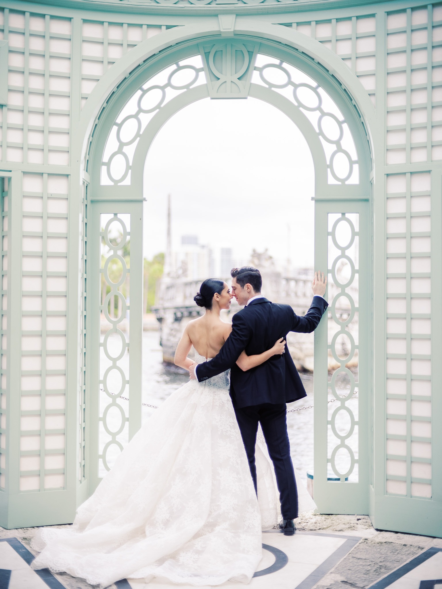 Romance in the Gardens: Why Vizcaya Museum is the Perfect Venue for Your Dream Wedding